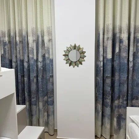 Luris Apartman *