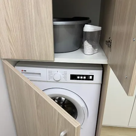 Apartment Luris Himare